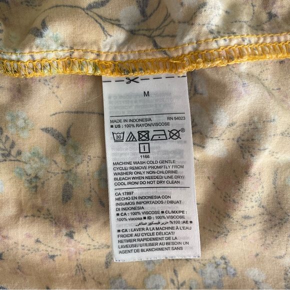 Old Navy Floral Yellow Dress - Picture 7 of 7